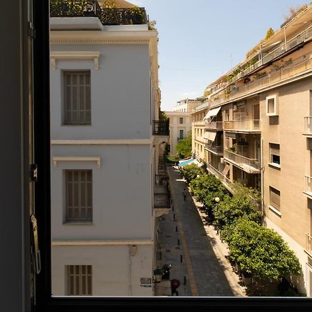 Minimal Apartment In Plaka Афины Экстерьер фото